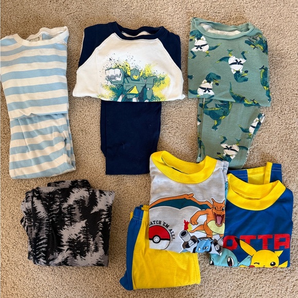 5 Pajama Sets - size 6 - Boys - Picture 1 of 1